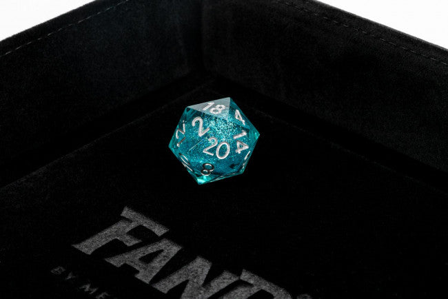MDG Individual d20 Dice: Liquid Core Mana Extract